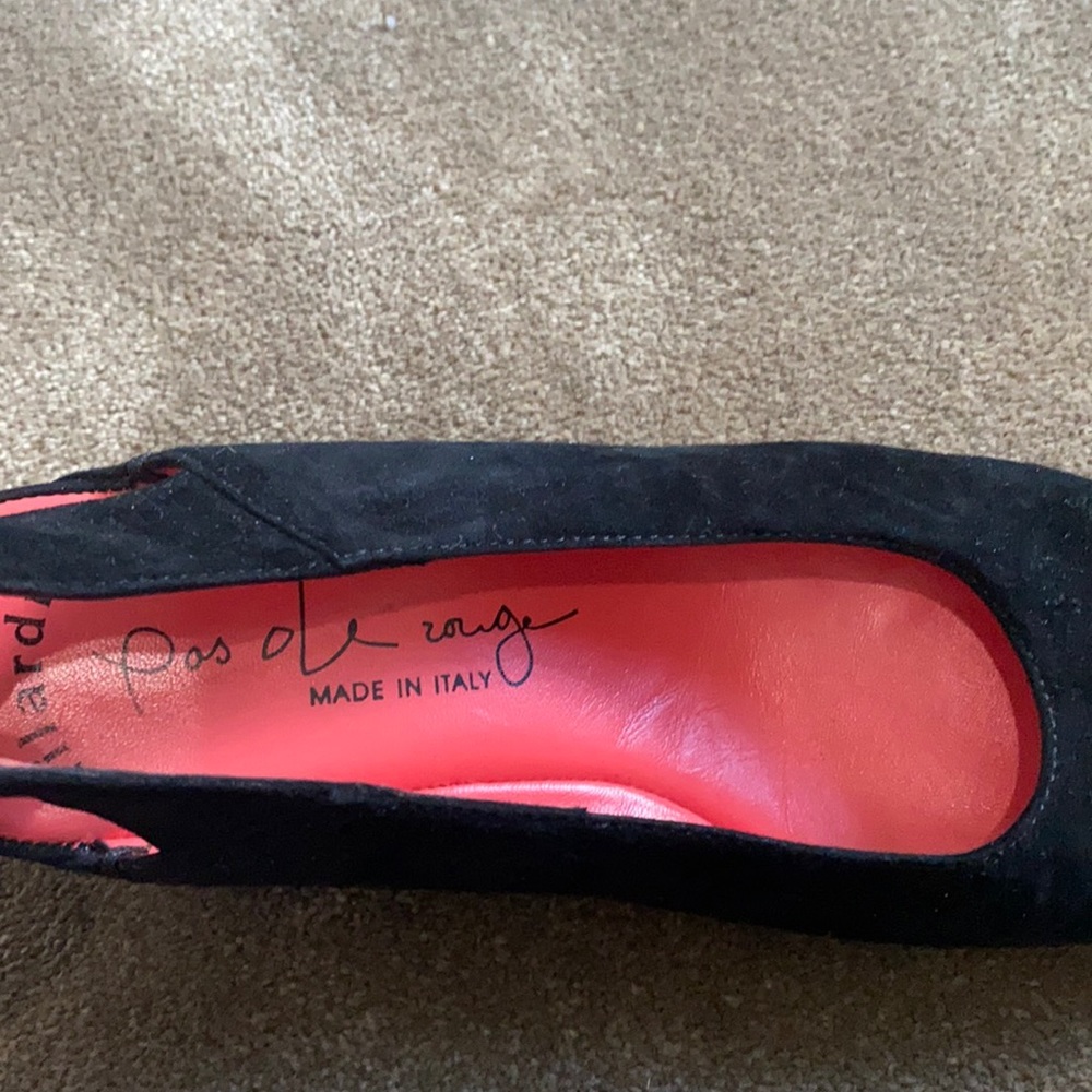 Pas de Rouge suede shoes